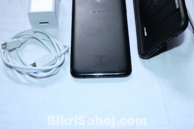 OPPO F5 6/64GB Black